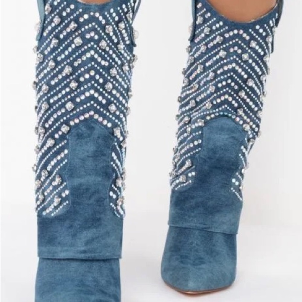 Western Denim Boots with Rhinestones and Pearl Accents🔥💣 - Picture 2 of 9